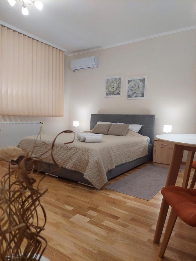 Apartman Miluro Subotica Ngoại thất bức ảnh