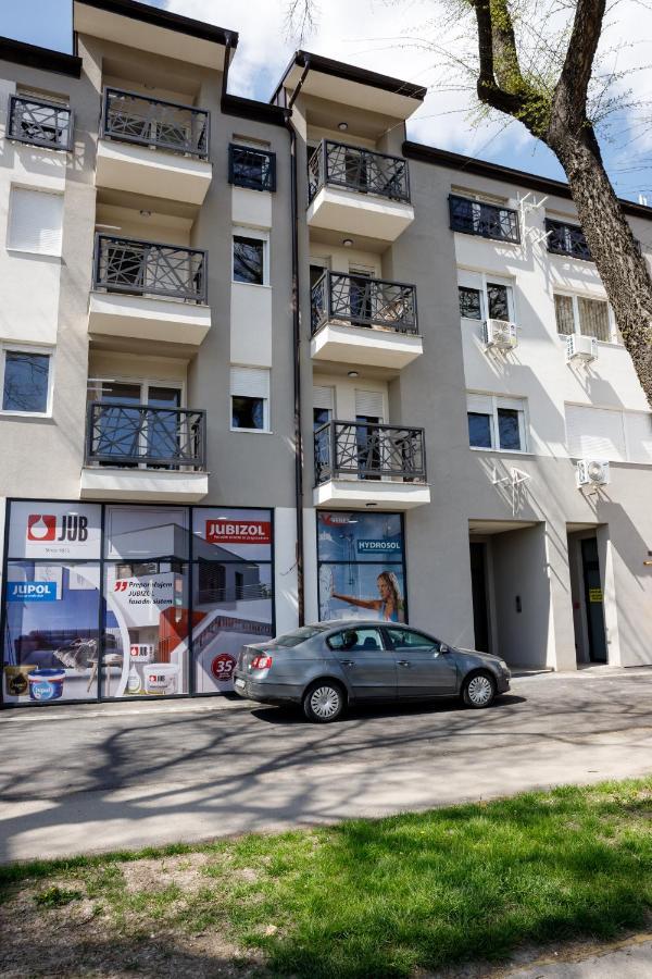 Apartman Miluro Apartment Subotica Ngoại thất bức ảnh